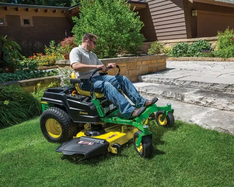John Deere Zero Turn Mower