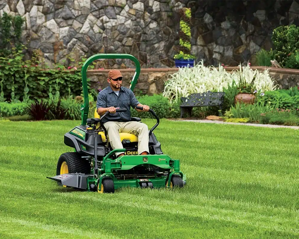 John Deere Zero Turn Mower