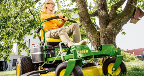 Zero Turn vs. Lawn Tractor: Choosing the Right Mower for Your Property