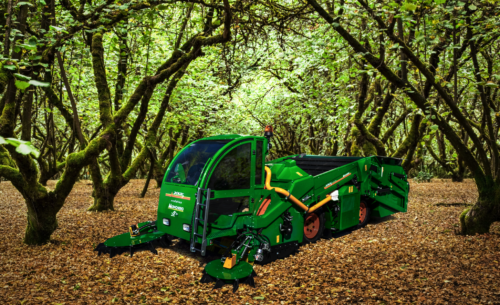 5 REASONS THE MONCHIERO STANDS OUT AMONG OTHER HAZELNUT HARVESTERS