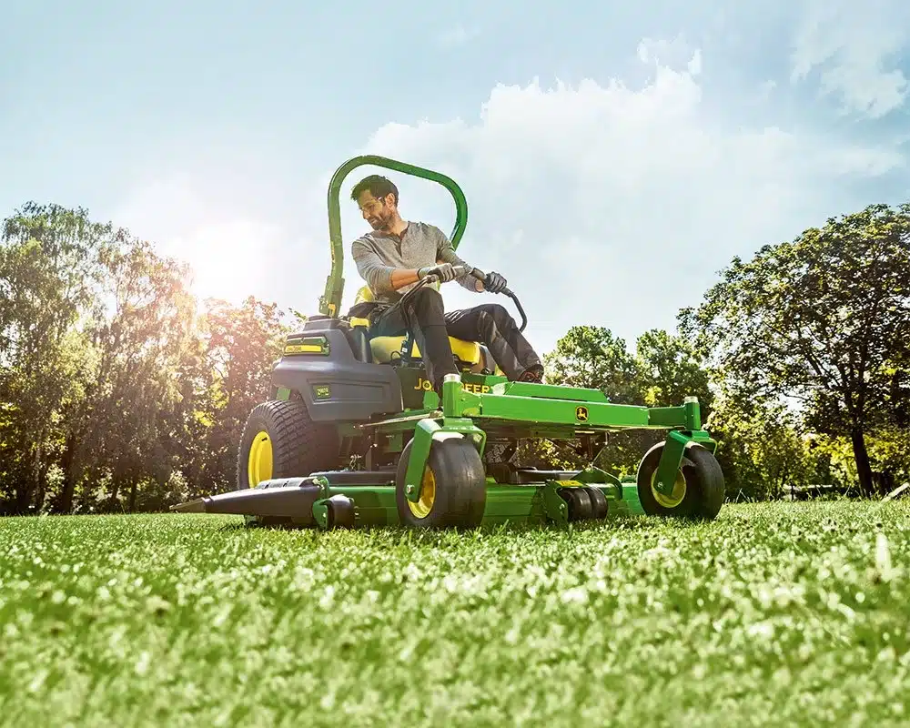 John Deere Zero Turn Mower John Deere Zero Turn Mower