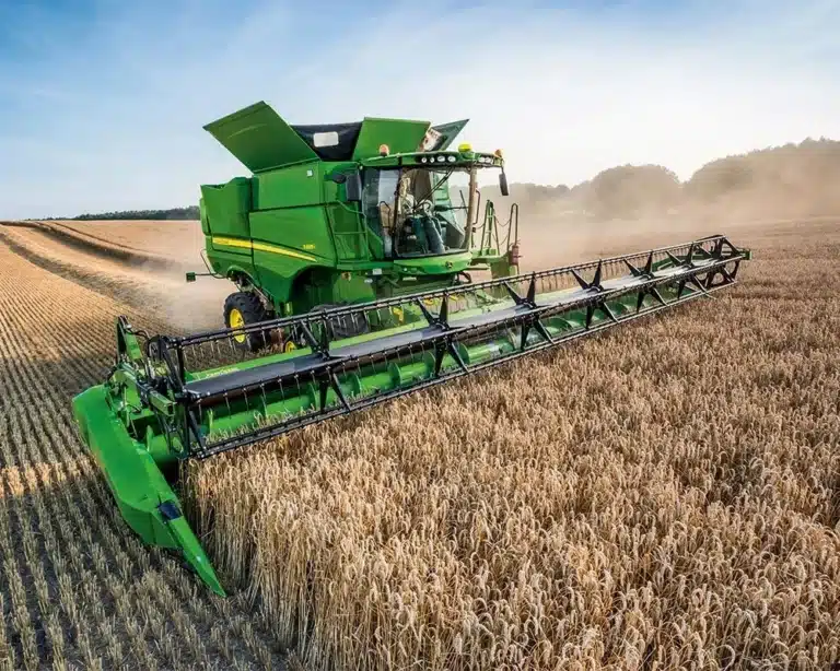 John Deere - Combine John Deere - Combine
