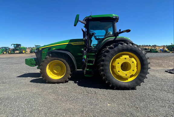  2023 John Deere 8R250 at Papé Machinery Ag & Turf in Tangent, OR