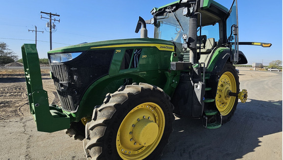  2023 John Deere 7R 210 at Papé Machinery Ag & Turf in Yuba City, CA