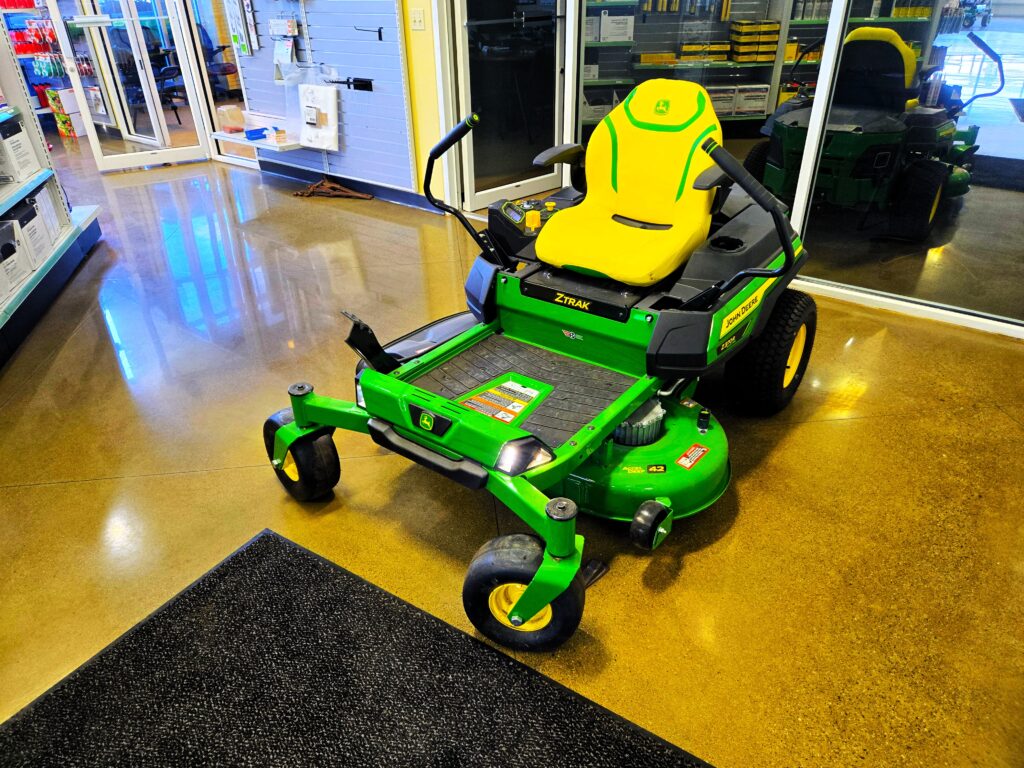 New 2024 John Deere Z370R at Papé Machinery Ag & Turf in Four Lakes, WA