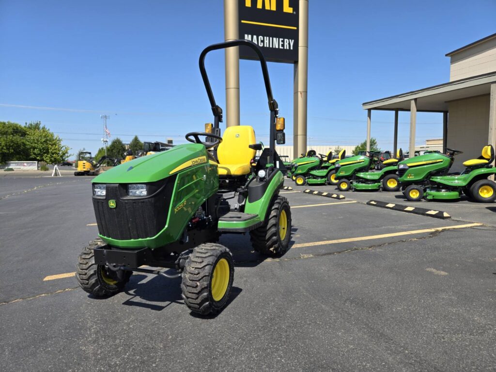 New 2023 John Deere 1025R at Papé Machinery Ag & Turf in Walla Walla, WA