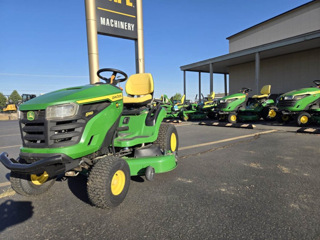New 2024 John Deere S140 at Papé Machinery Ag & Turf in Walla Walla, WA