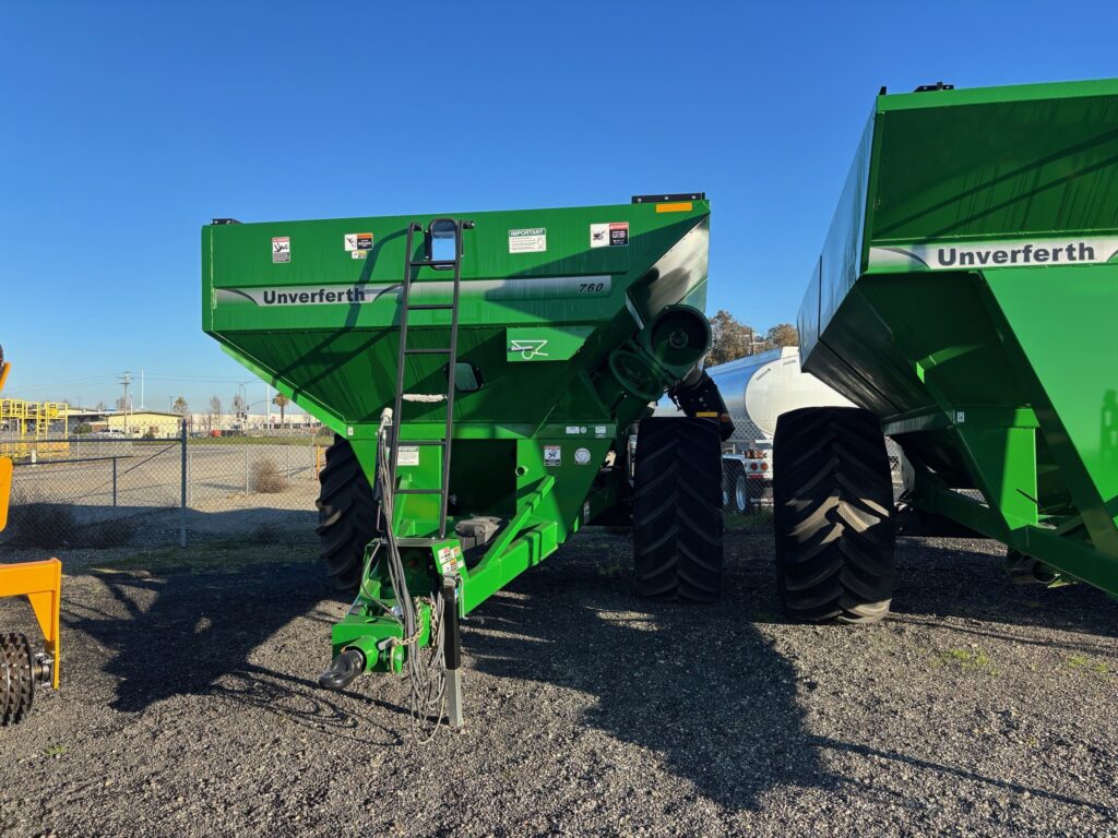 New 2023 UNVERFERTH 750BU at Papé Machinery Ag & Turf in Willows, CA